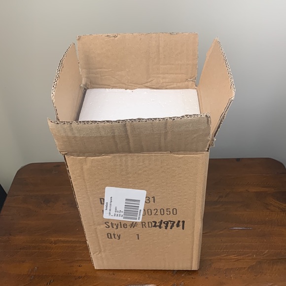 Rae Dunn “I Don’t Give A Flock” Mug with Flamingo Topper - Picture 11 of 14